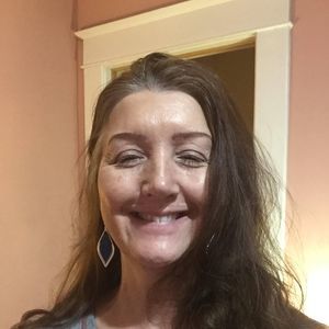 Meet your Posher, Debra